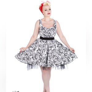Hearts and roses 50’s rockabilly skull dress uk size 10 EU 38 (medium to small)